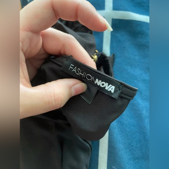 Corner Me Not Mesh Bodysuit - Picture 4 of 6